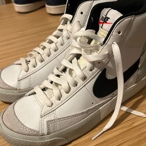 Boys - Nike Blazers mid-77’s